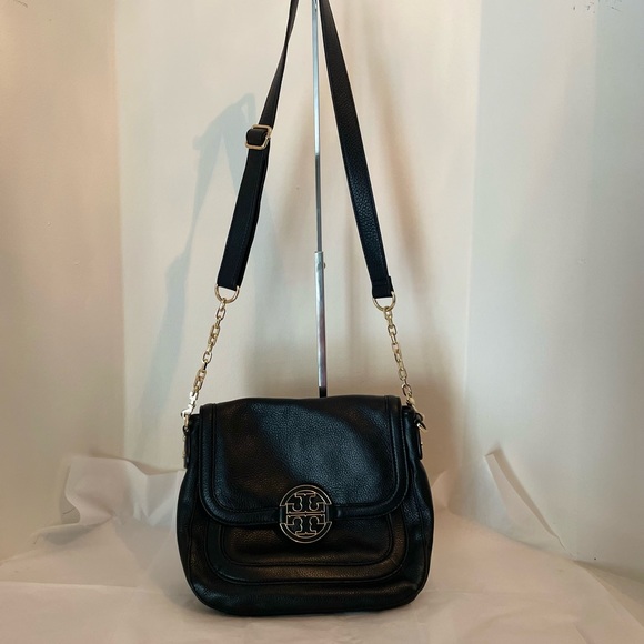 Tory Burch Black Leather Crossbody with Gold Chain - Picture 7 of 12